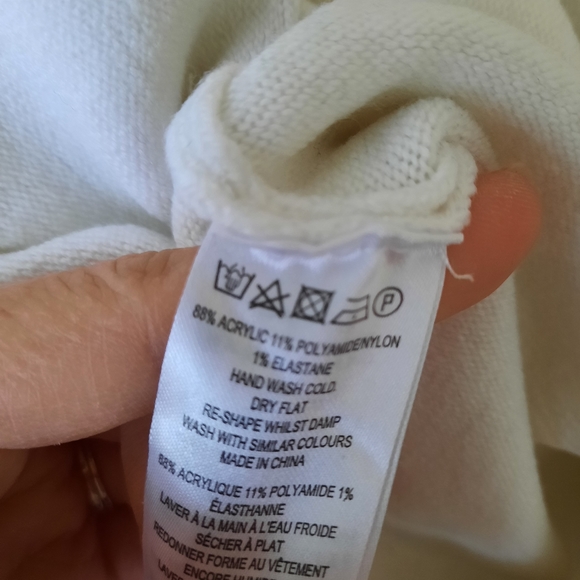 COPY - French Connection loose fit cream turtleneck - Picture 2 of 7